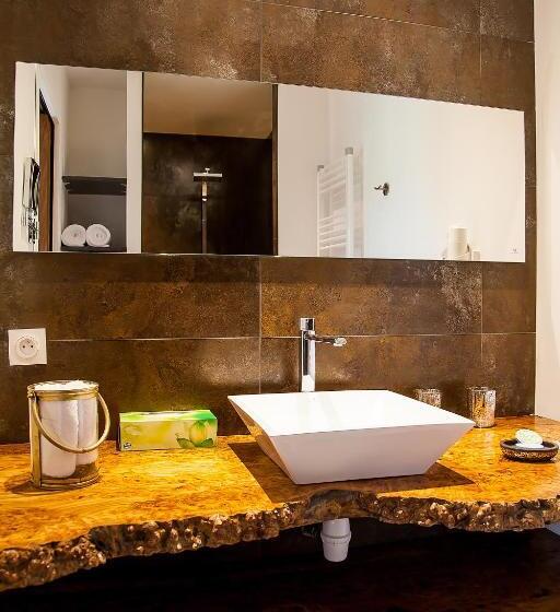 带露台的高档房间, Le Mas Des Roches Proche Puy Du Fou