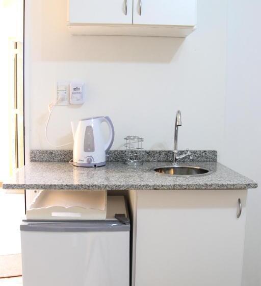 غرفة قياسية, Complejo Amarelo