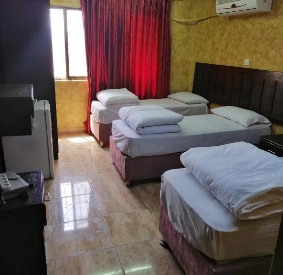 اتاق استاندارد چهار تخته, Aqaba Roza