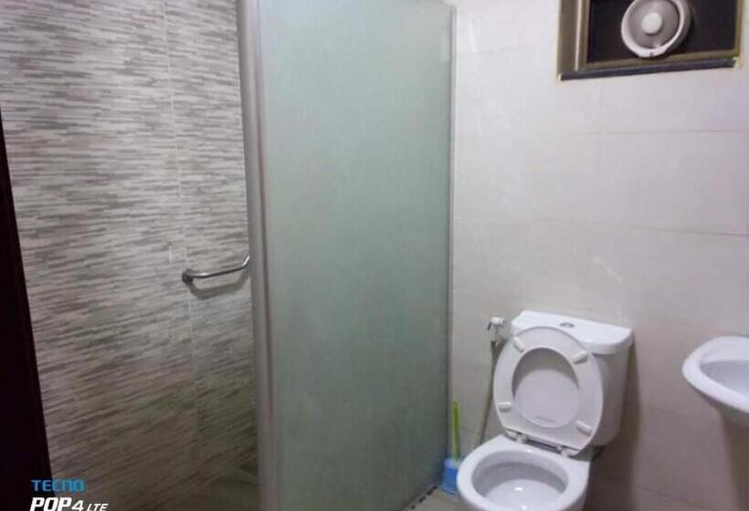 سوییت خانوادگی, Aqaba Roza