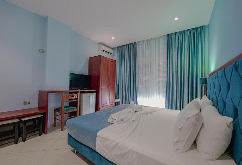 اتاق استاندارد با بالکن, Divo Palace