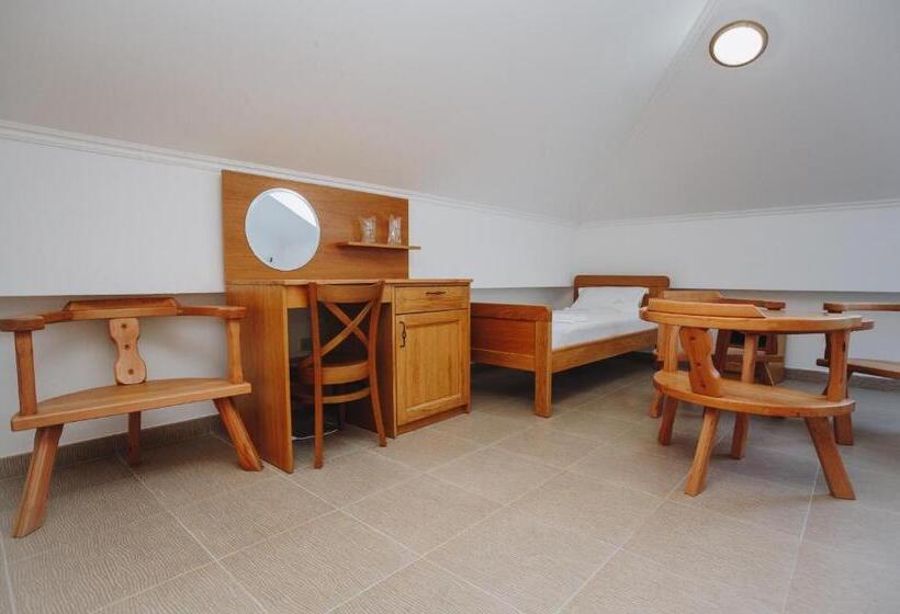 اتاق راحتی سه تخته, Eco Winery Lipovac Apartments