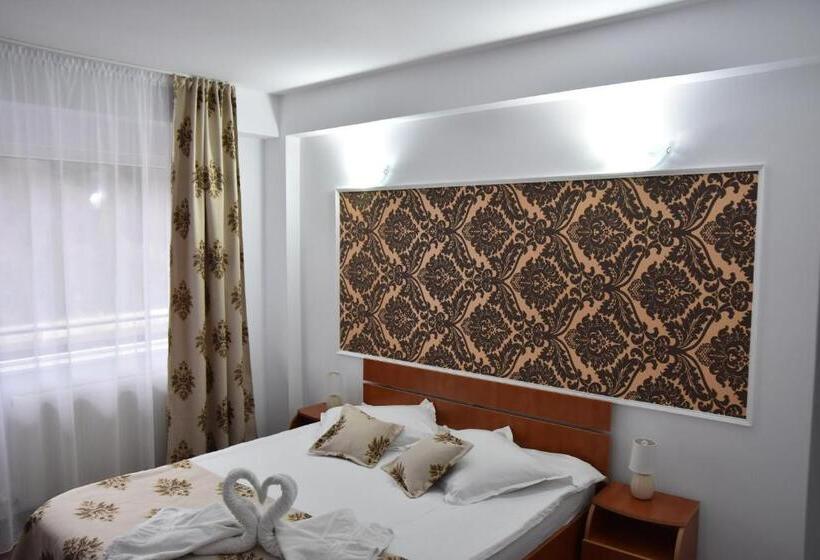 バルコニー付きスタンダードルーム, Pensiunea Steluta