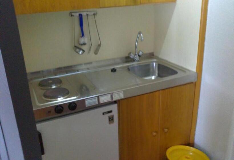ベーシックワンルーム, Aparthotel Els Molins