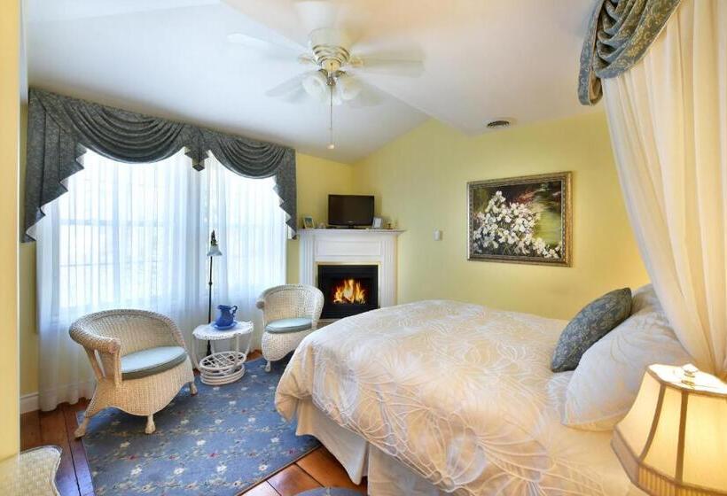 带特大床的高级间, Brockamour Manor Bed And Breakfast