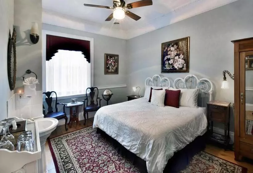 اتاق استاندارد با تخت بزرگ, Brockamour Manor Bed And Breakfast