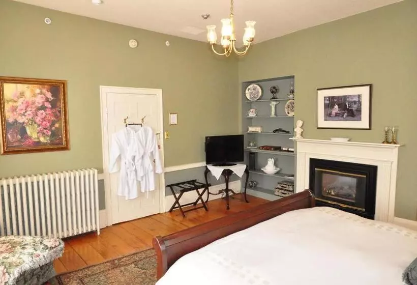 اتاق سوپریور با تخت بزرگ, Brockamour Manor Bed And Breakfast