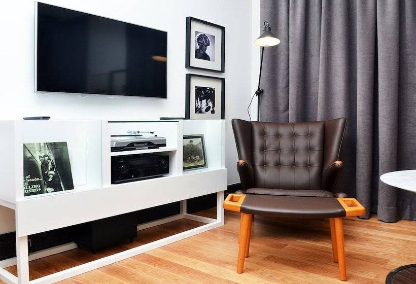 اتاق سوپریور, Browns Boutique