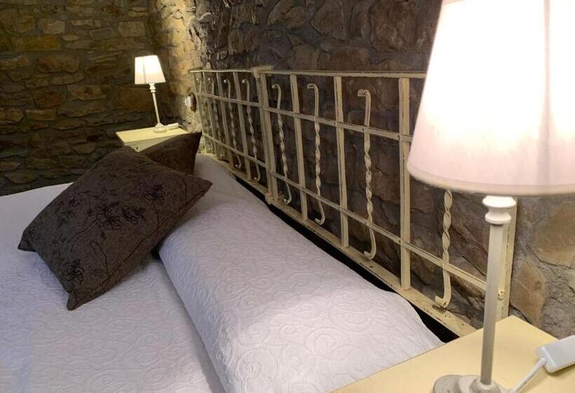 キングサイズベッドのスタンダードルーム, Caserío De Fatás