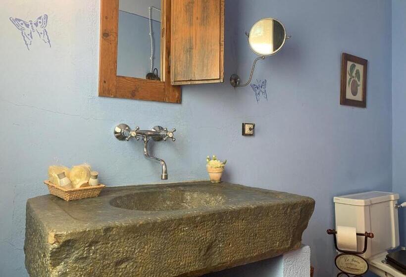 キングサイズベッドのスタンダードルーム, Caserío De Fatás