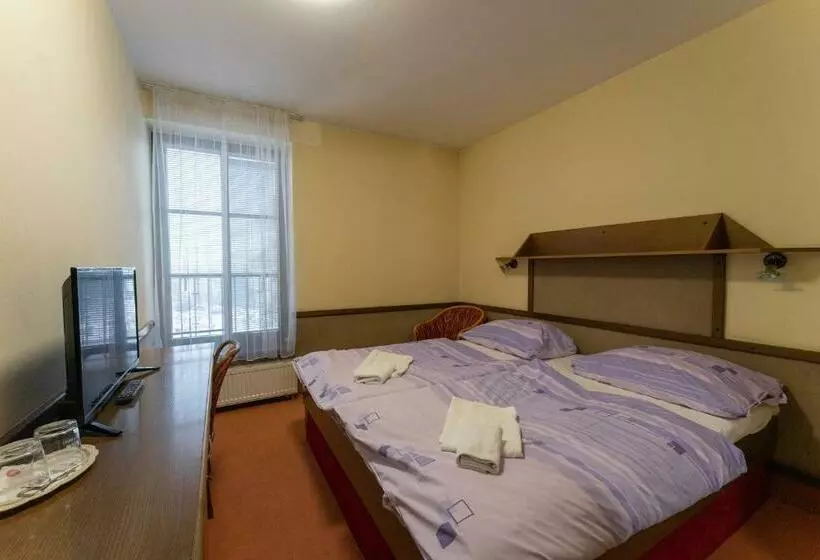 Standard-huone, Amco
