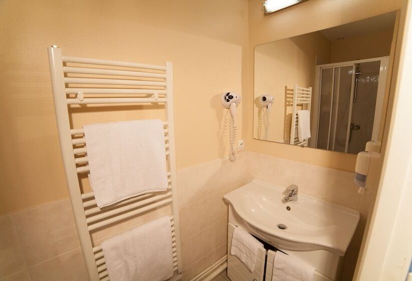 舒适型房间, Brit Hotel    Aux Hortensias    Lannion Perros Guirec