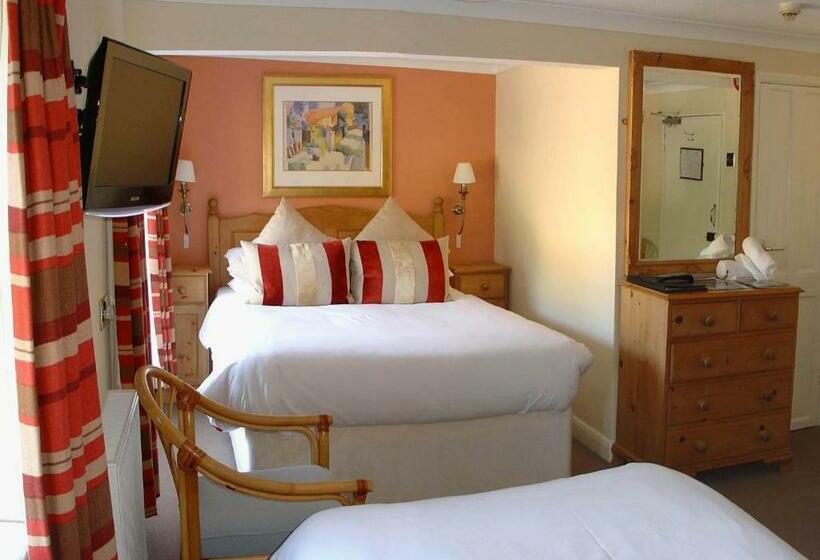 Семейный Номер, Downe Arms Country Inn