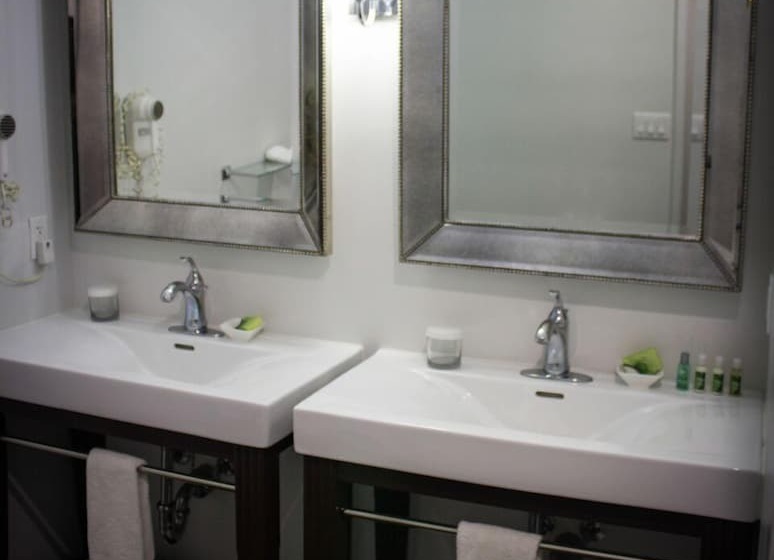 جناح إدارى, L.a. Sky Boutique