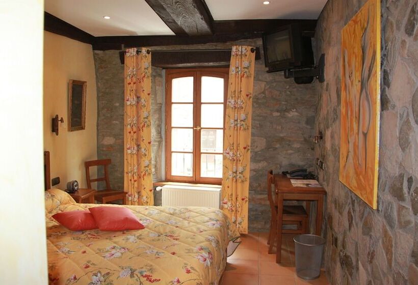 غرفة قياسية, Les Magnolias