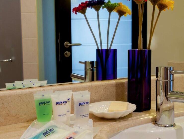 جناح جونيور, Park Inn By Radisson Al Khobar