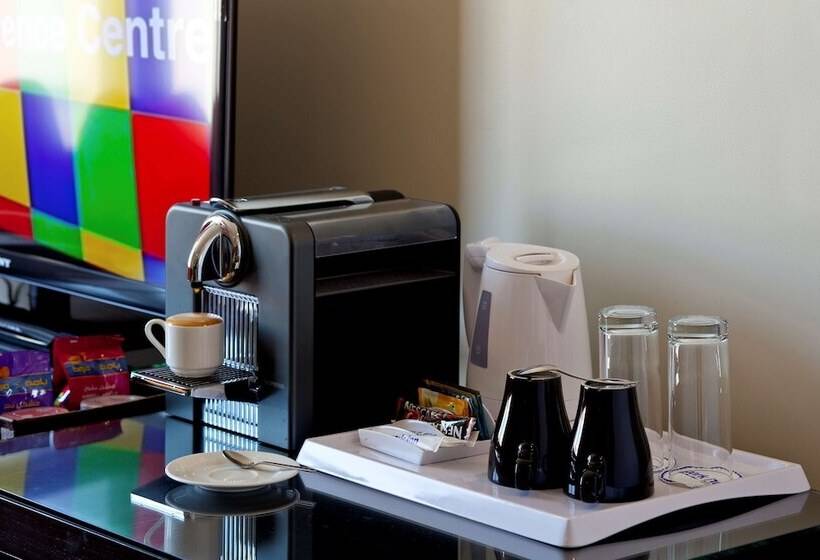 جناح جونيور, Park Inn By Radisson Al Khobar