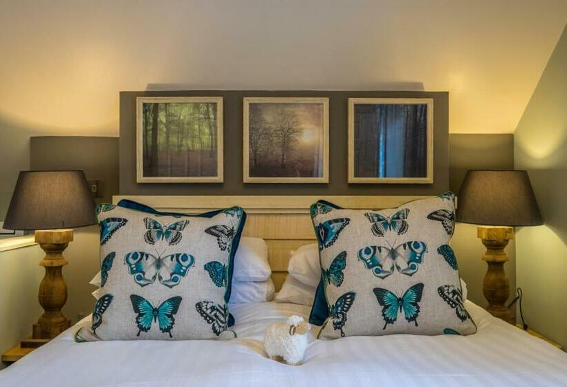 غرفة قياسية, The Lamb Inn