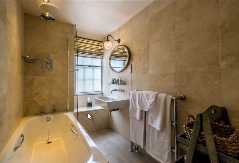 标准间, The Lamb Inn