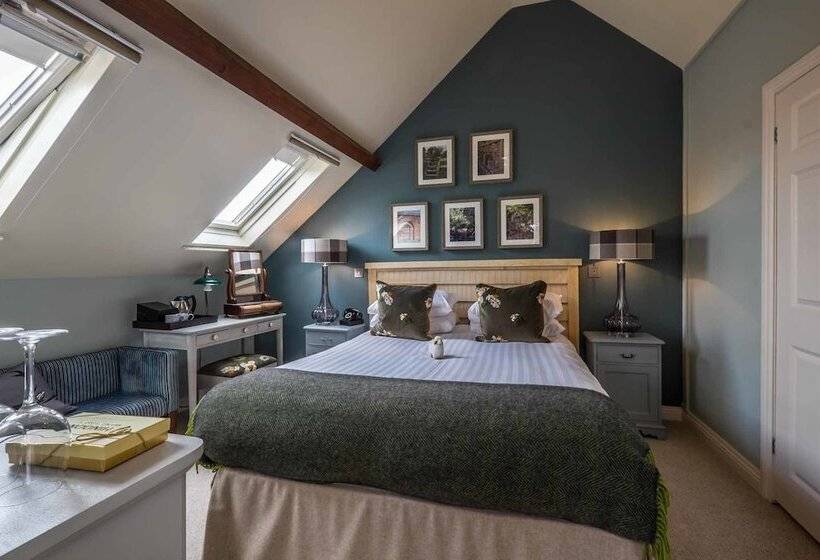 غرفة قياسية, The Lamb Inn