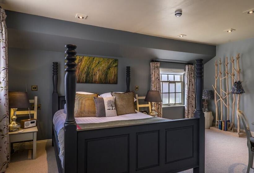 غرفة سوبيريور, The Lamb Inn