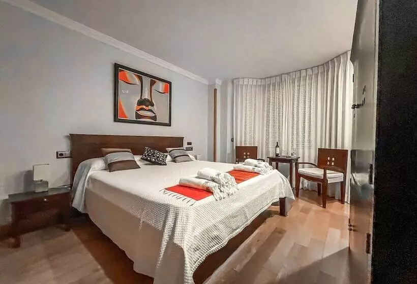 اتاق استاندارد, The Marbella Heights Boutique