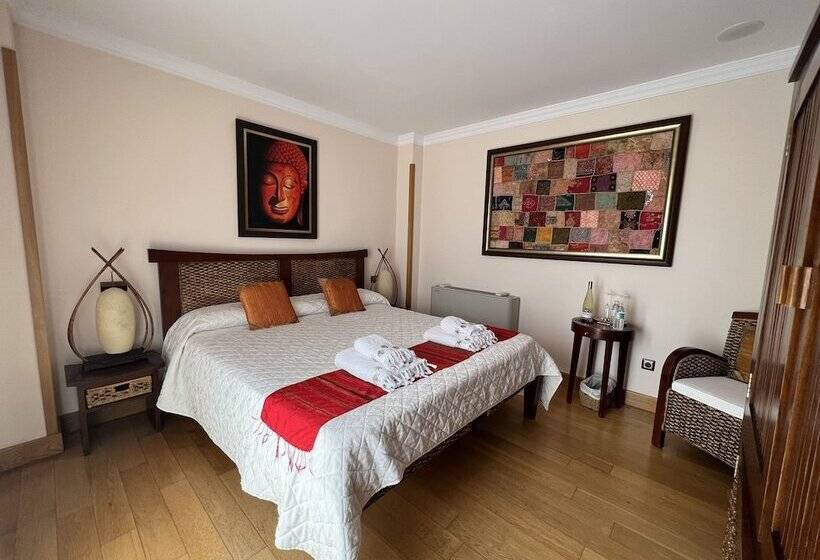 חדר סופריור נוף לים, The Marbella Heights Boutique