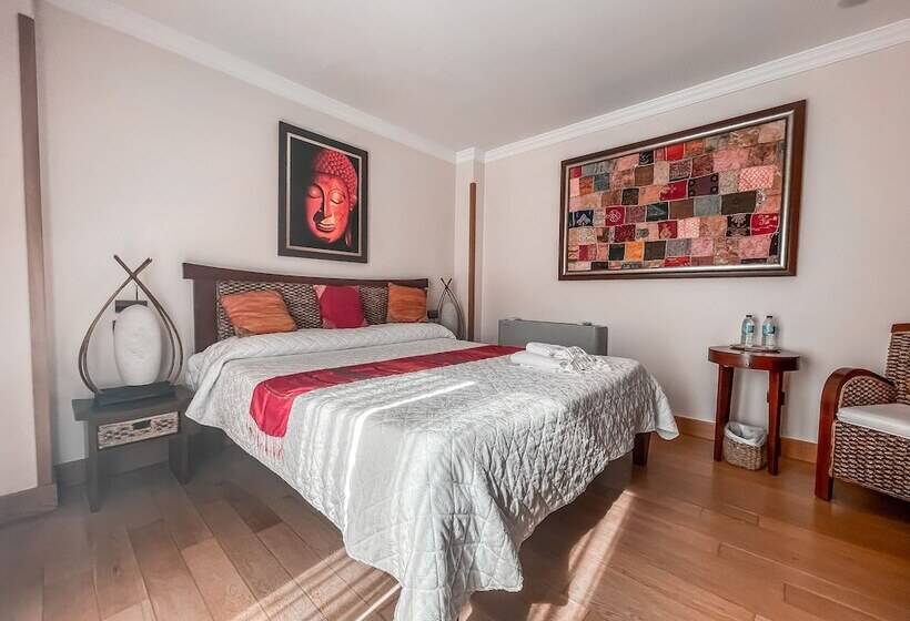 חדר סופריור נוף לים, The Marbella Heights Boutique