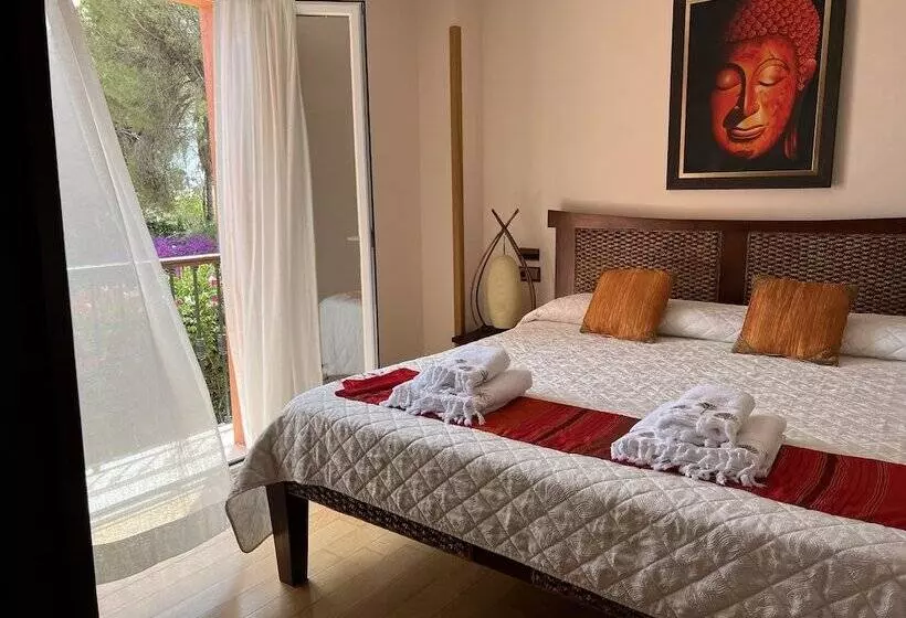 اتاق سوپریور با چشم‌انداز دریا, The Marbella Heights Boutique