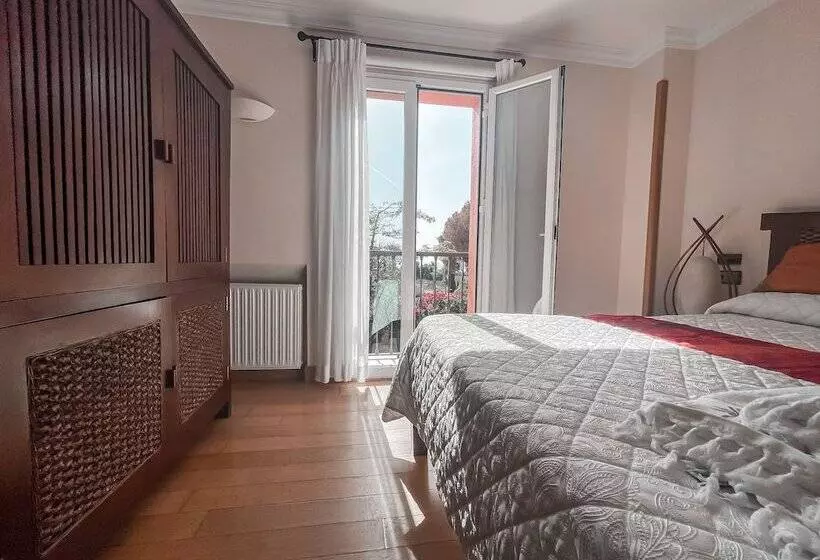 اتاق سوپریور با چشم‌انداز دریا, The Marbella Heights Boutique