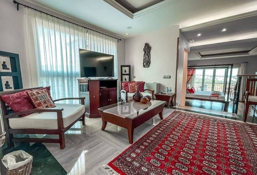 סוויטה נשיאותית, The Marbella Heights Boutique