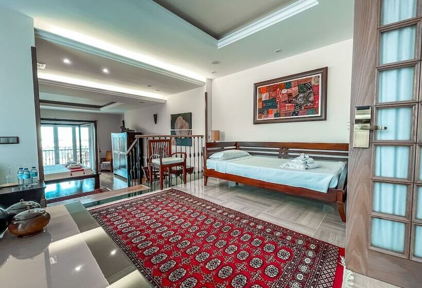 סוויטה נשיאותית, The Marbella Heights Boutique