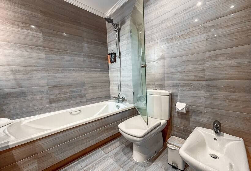 וילה בת חדר שינה 1, The Marbella Heights Boutique