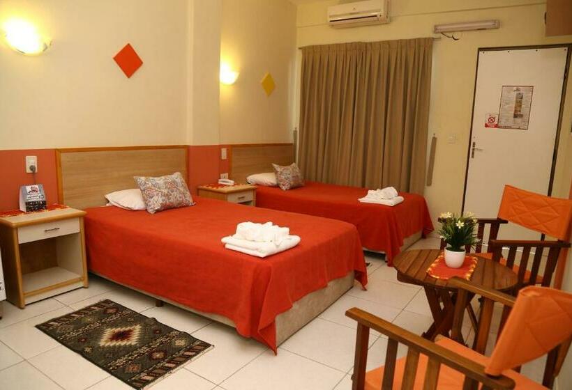 StandaardKamer, Arthur Palace