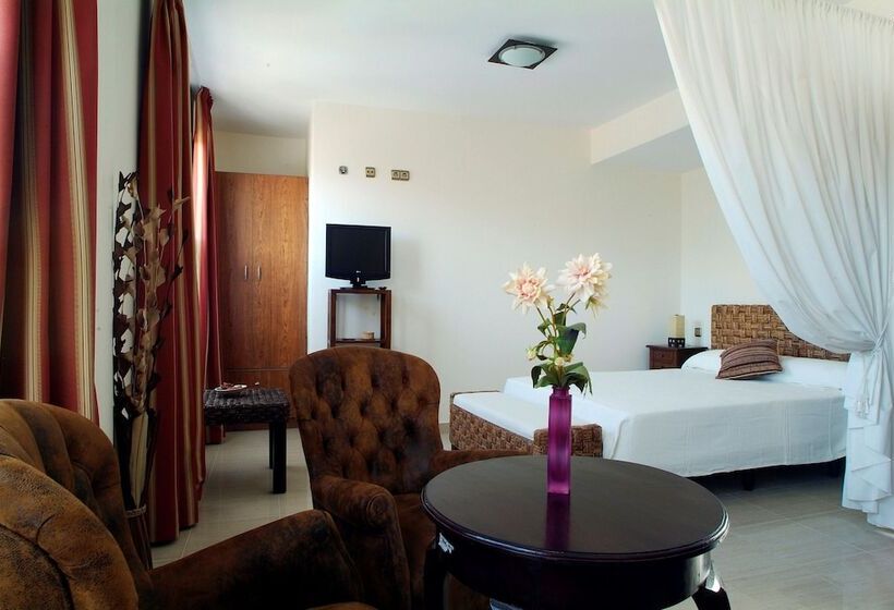 اتاق استاندارد, Atrium