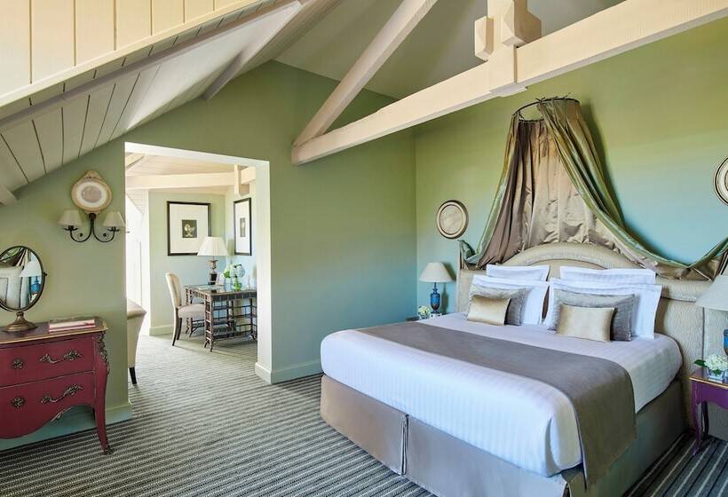 سوییت جونیور, Château Hôtel Grand Barrail