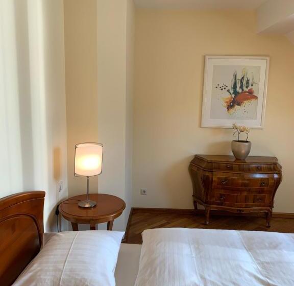 Номер Стандарт, Csejtei