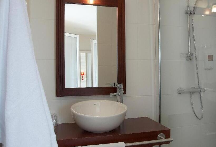 חדר סטנדרט צדדי נוף לים, Logis Hôtel Vent D Iroise