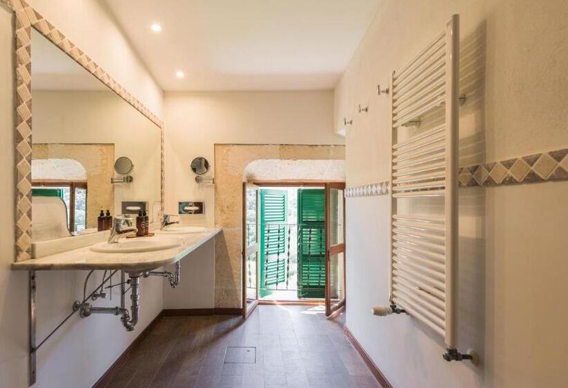 ジュニアスイート, Monnaber Vell