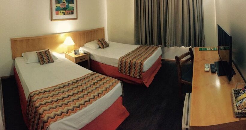 Номер Стандарт Трехместный, Nacional Inn Sorocaba