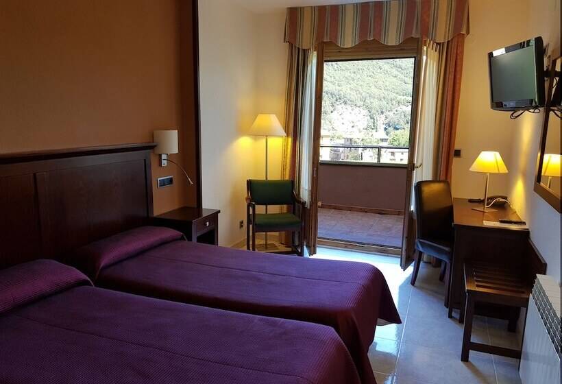 Номер Стандарт Вид на Горы, Turmo