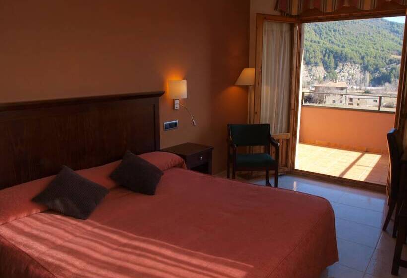 Номер Стандарт Вид на Горы, Turmo