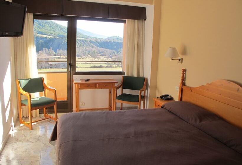Номер Стандарт Вид на Горы, Turmo