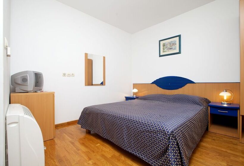 اتاق استاندارد, Villa Daniela