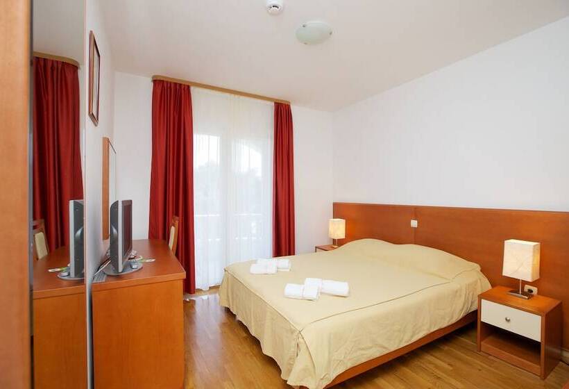 اتاق استاندارد با بالکن, Villa Daniela