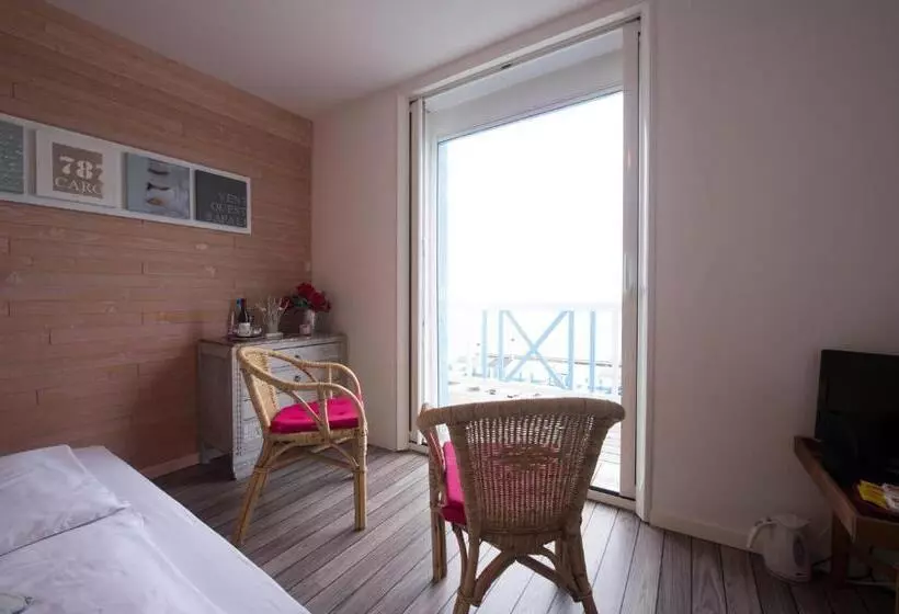 Deluxe-huone Merinäkymä, Villa Trémail   La Plage Au Pied De Votre Chambre