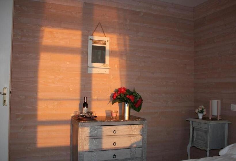 Номер Deluxe Вид на Море, Villa Trémail   La Plage Au Pied De Votre Chambre