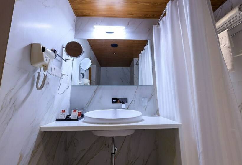 חדר דלוקס, Lords Eco Inn Jamnagar - Apple Gate