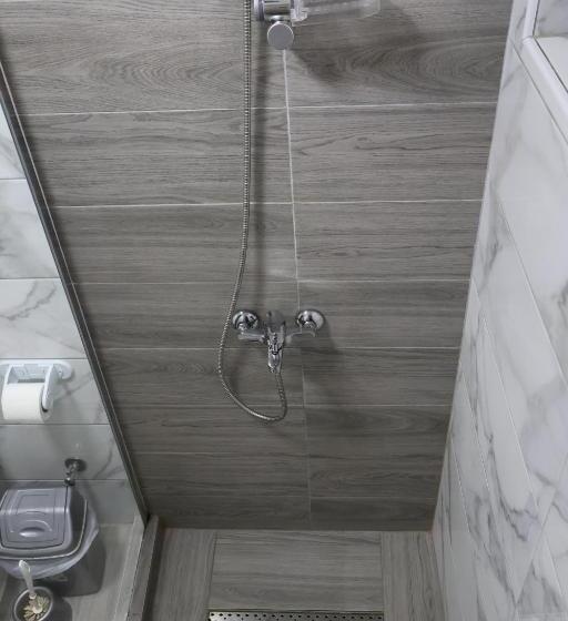 اتاق استاندارد با چشم‌انداز دریاچه, Ajkoski Apartments Pestani