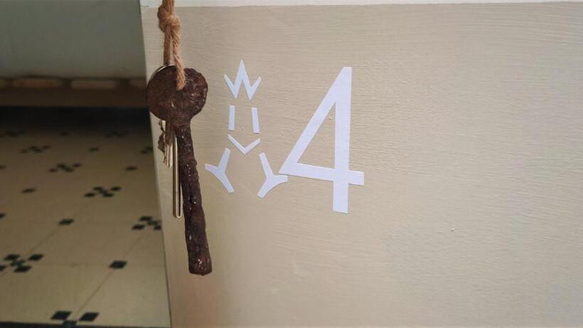 اتاق لوکس سه تخته, Guest House A Via Dei Pellegrini